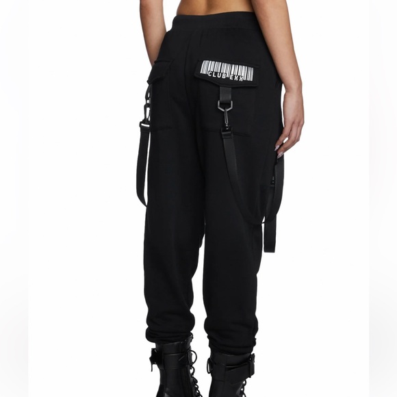 NWOT Black Strap Detail Cargo Joggers size M - Picture 2 of 5